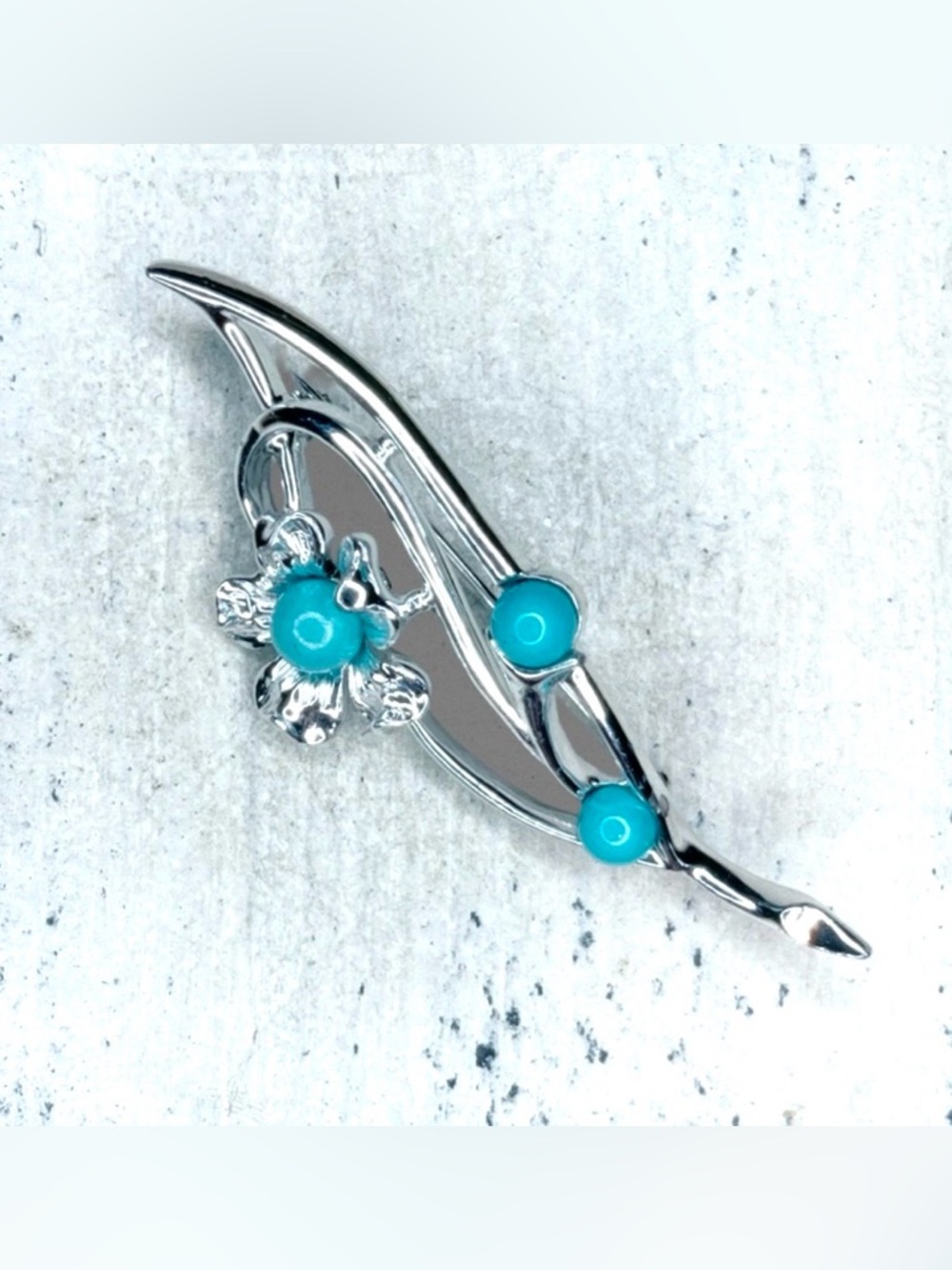 Sarah Coventry Vintage 1967 Brooch, "Blue Note" Series, Turquoise & Silver Tone - Picture 2 of 4